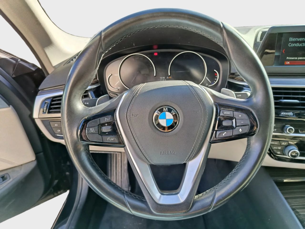 BMW Serie 5 520D - foto 37