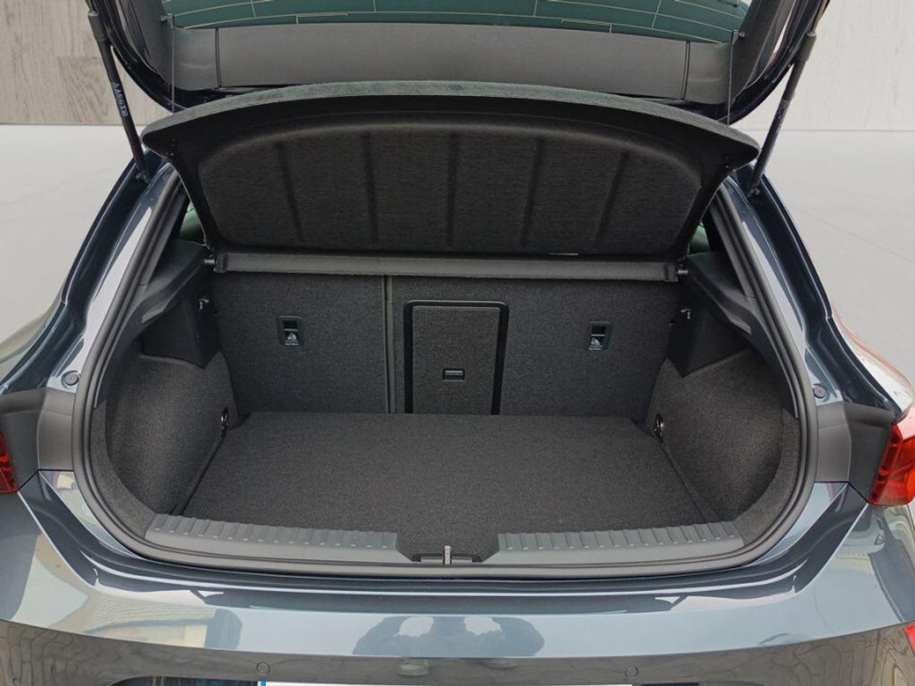 Cupra León VZ 2.0 TSI 221kW 300 CV DSG - foto 4