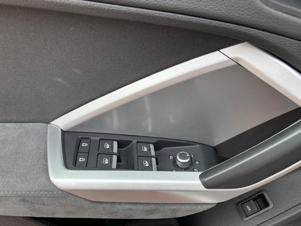 Audi Q3 40 TFSI 140kW S tronic Quattro Advanced - foto 22