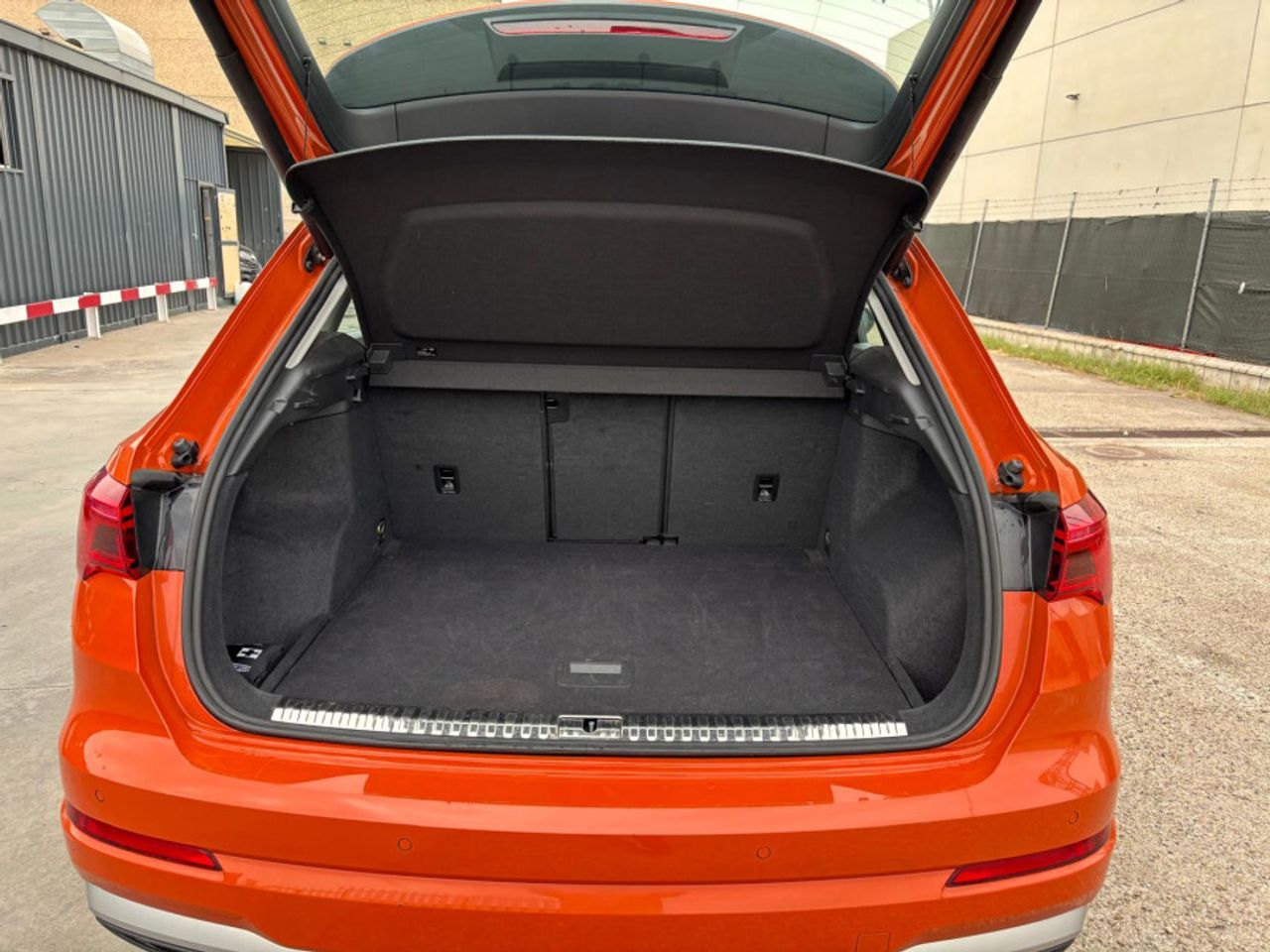 Audi Q3 40 TFSI 140kW S tronic Quattro Advanced - foto 10