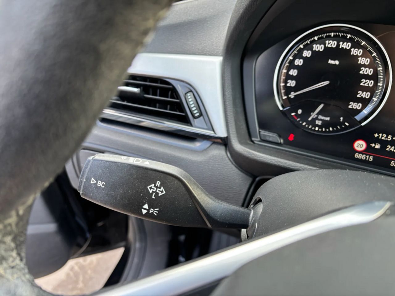 BMW X1 sDrive16d - foto 13