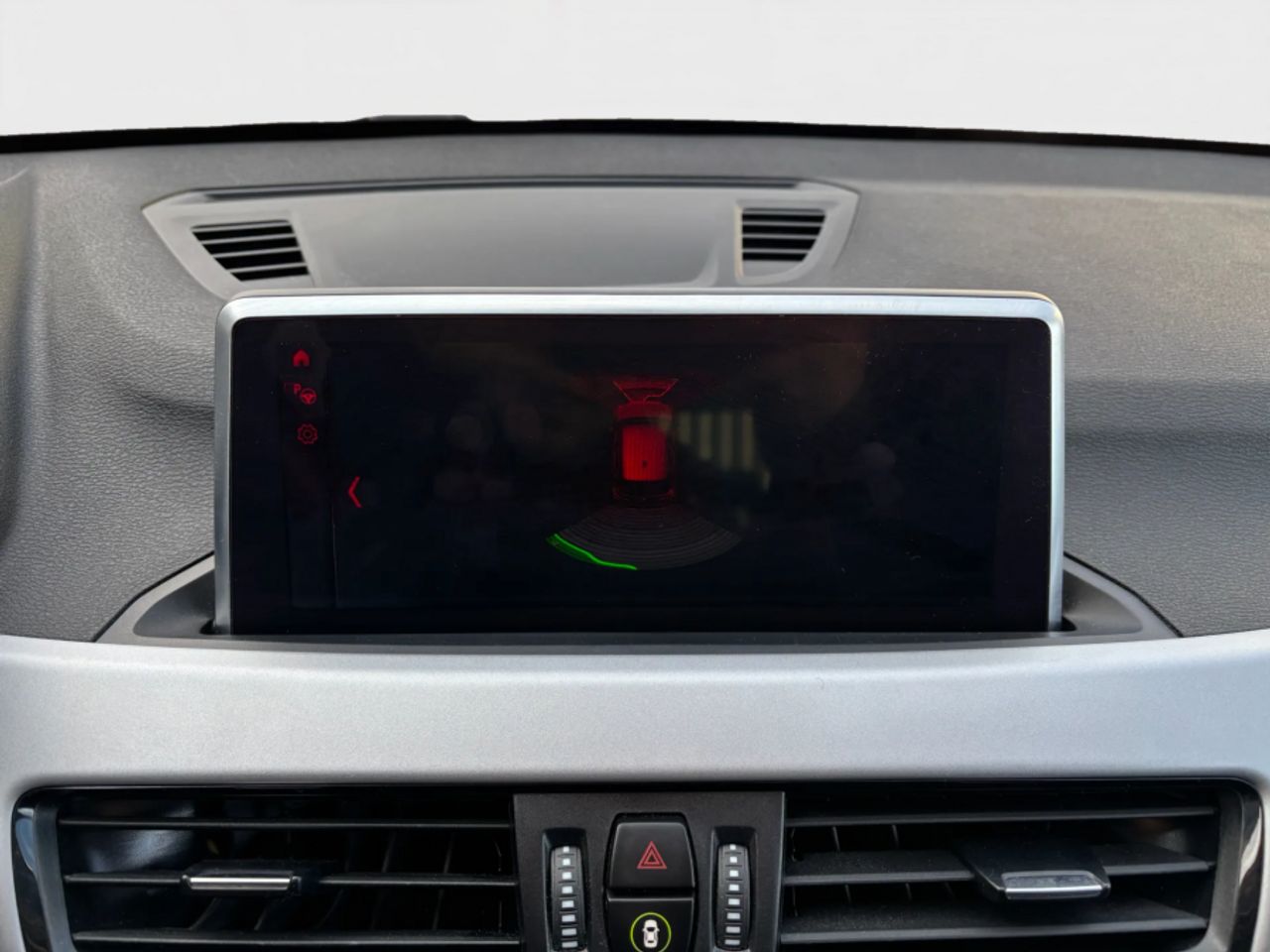 BMW X1 sDrive16d - foto 28