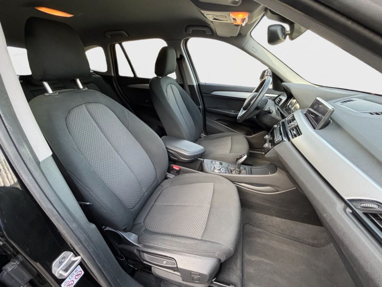 BMW X1 sDrive16d - foto 34