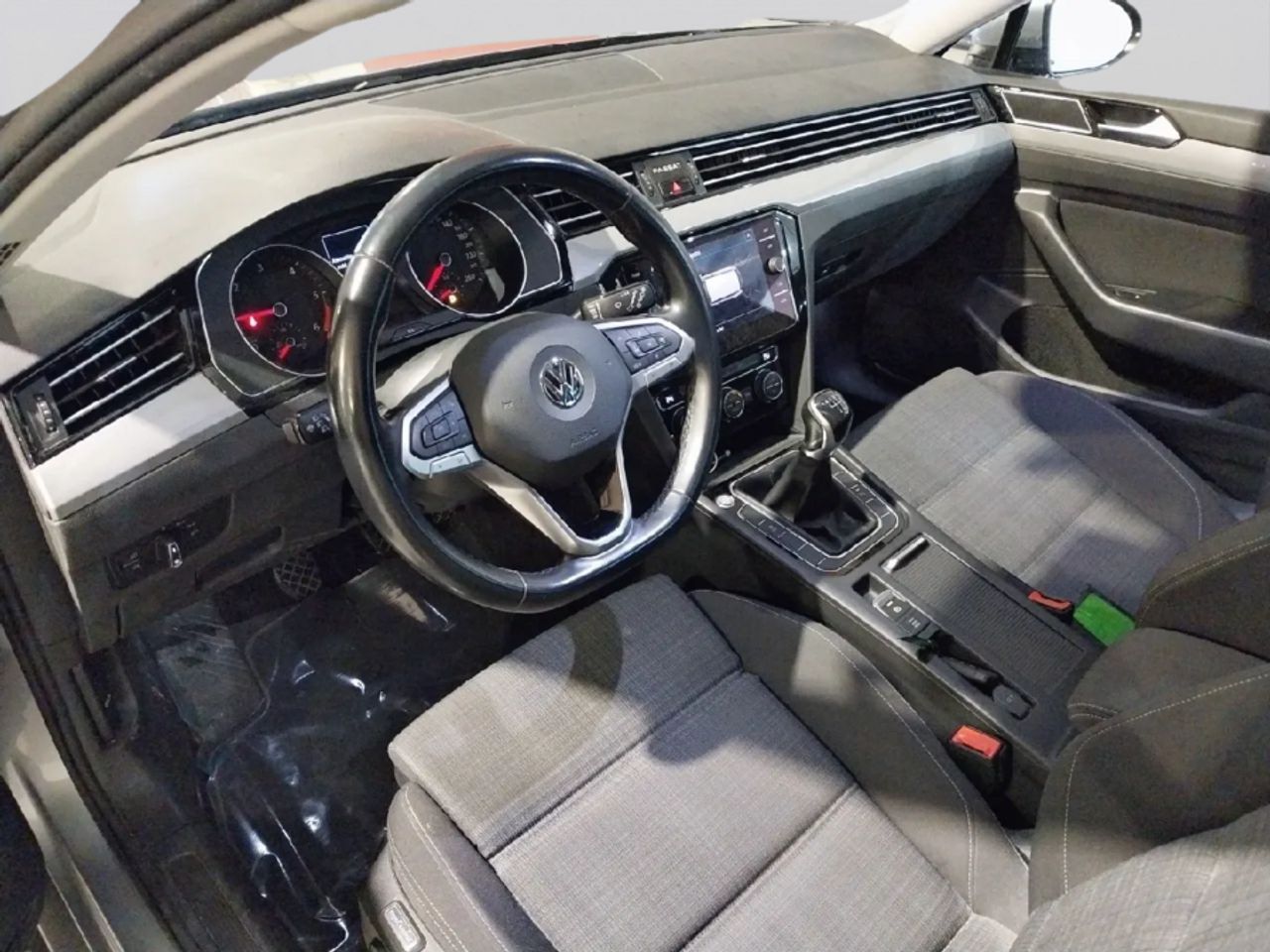 Volkswagen Passat Variant Executive 2.0 TDI 110kW DSG - foto 7