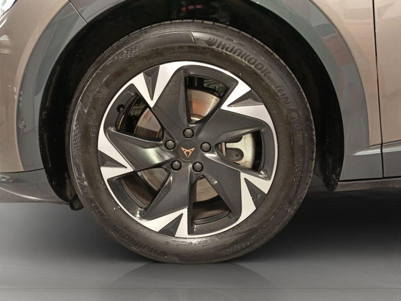 Cupra Tavascan 77kWh 210kW 286CV Endurance - foto 8