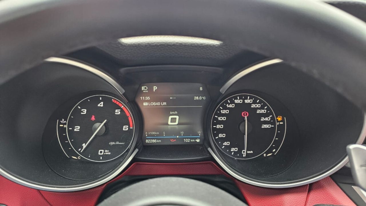 Alfa Romeo Stelvio 2.2 Diesel 154kW 210CV Executive Q4 - foto 22