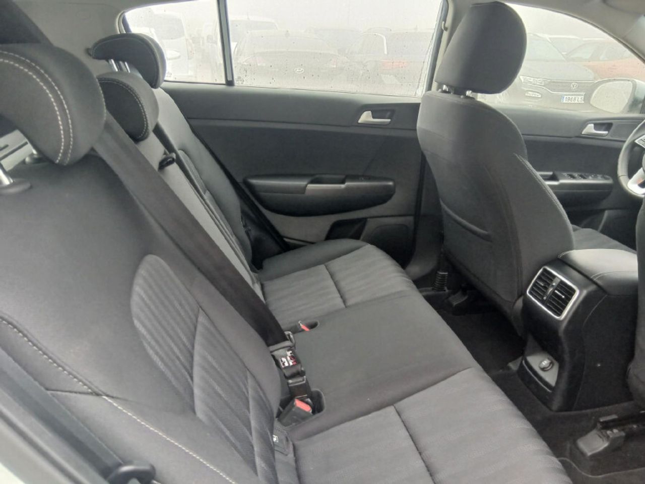 Kia Sportage 1.6 MHEV Business DCT 100kW 136CV 4X2 - foto 7