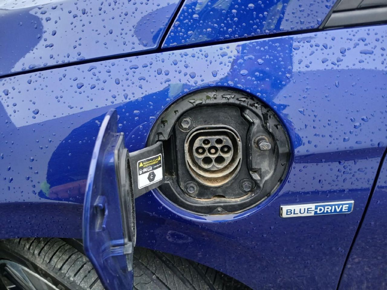 Hyundai IONIQ 1.6 GDI PHEV Klass DCT - foto 8