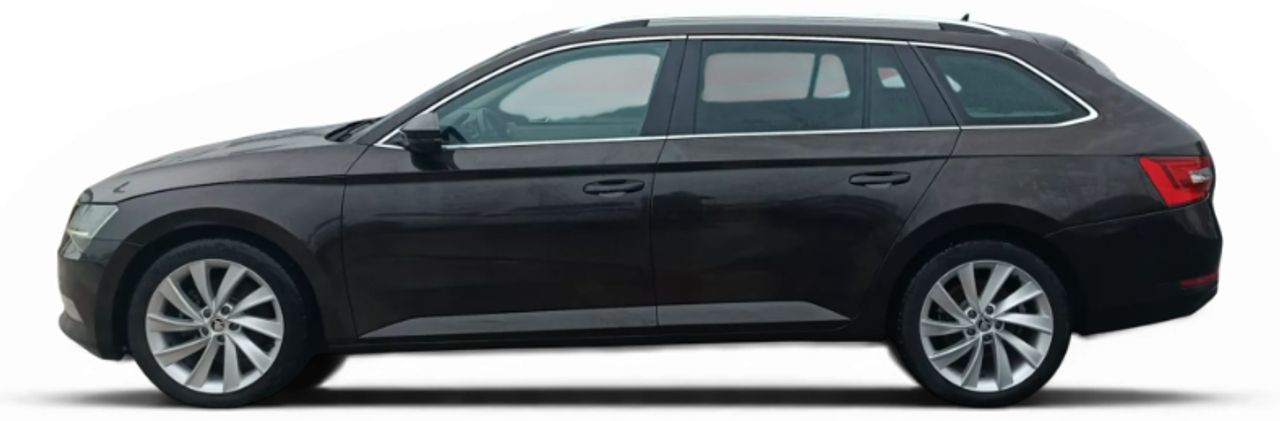 Skoda Superb Combi 2.0 TDI 110KW 150cv DSG Style - foto 5