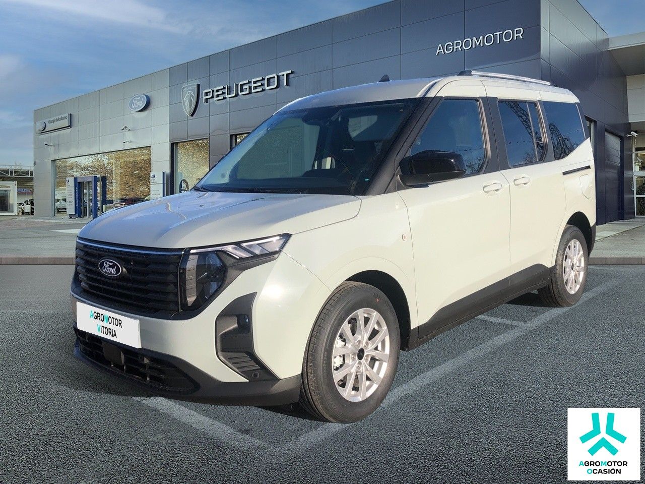 Mini one blanco 3 puertas  de segunda mano - ford tourneo courier 2025 /