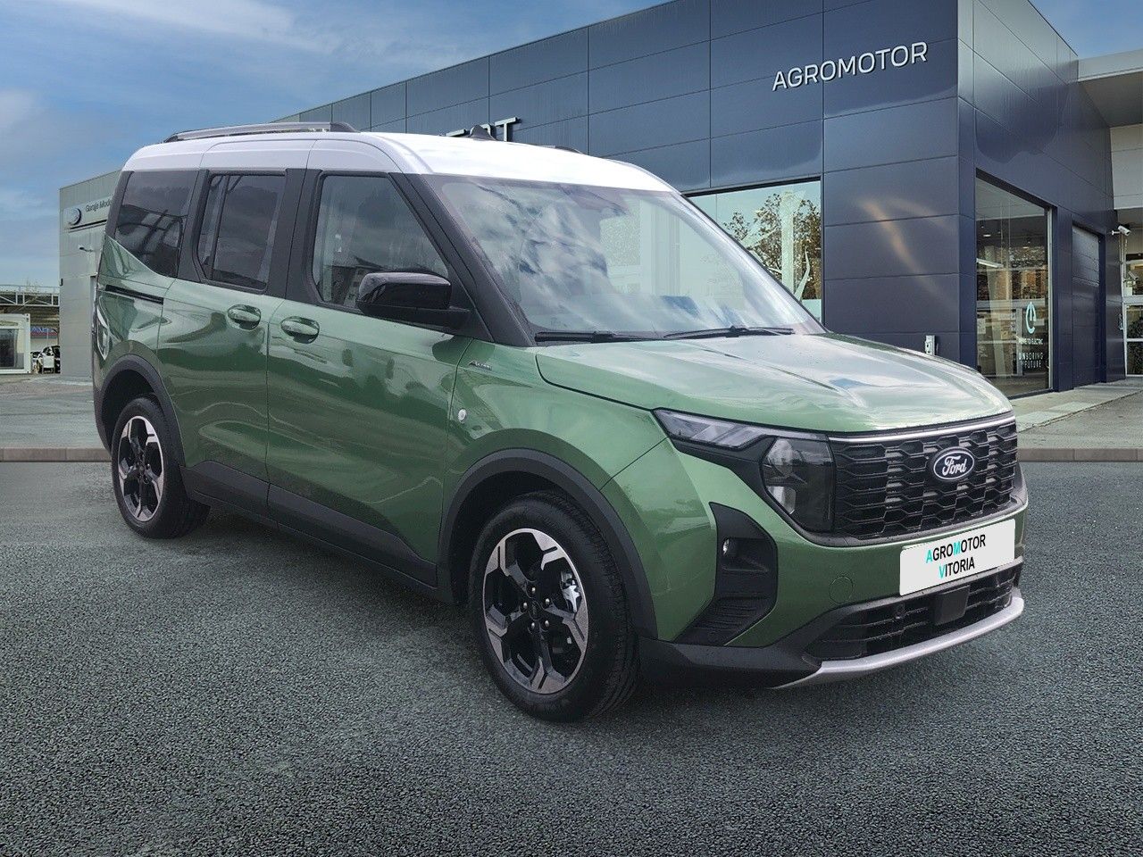 ford tourneo courier 2025 / foto grande (2)