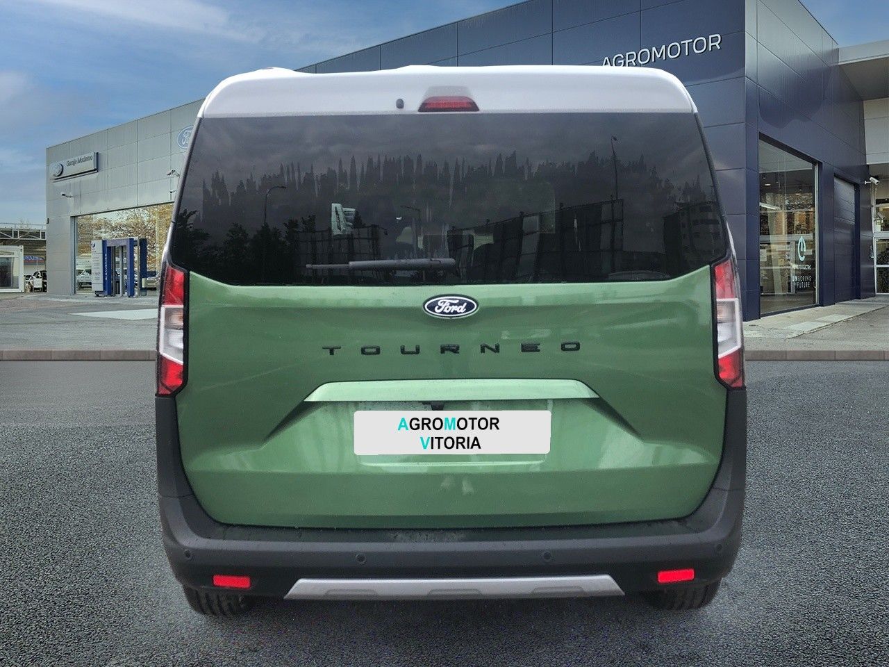ford tourneo courier 2025 / foto grande (3)