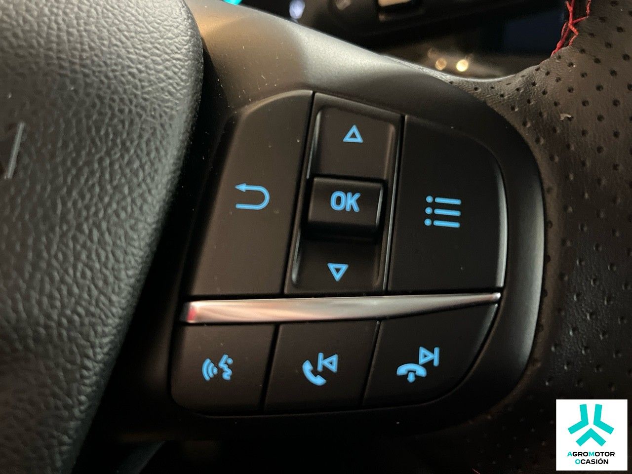 Ford Focus ST-Line 1.0T EcoBoost mHEV 92kW (125CV) - foto 21