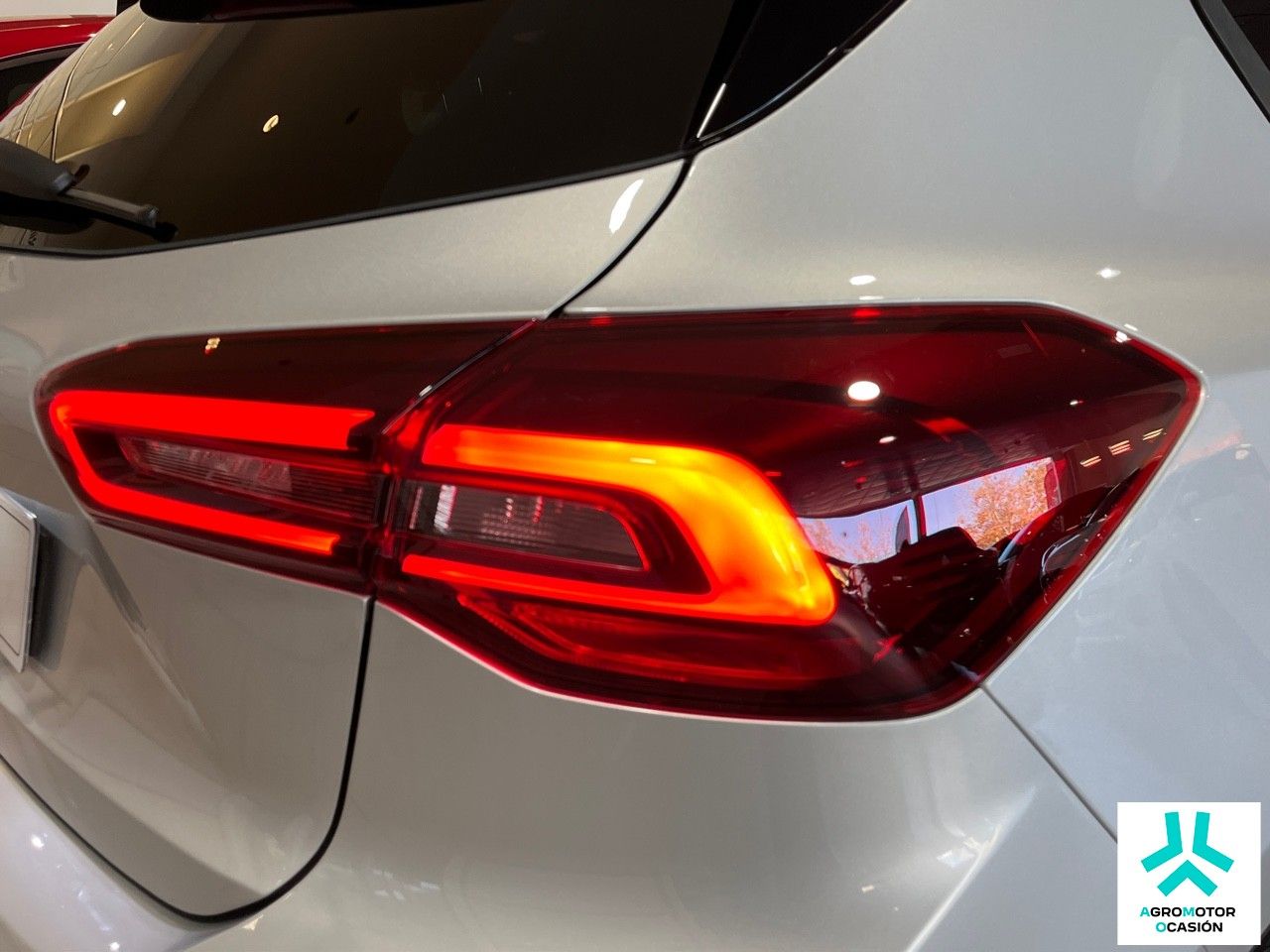 Ford Focus ST-Line 1.0T EcoBoost mHEV 92kW (125CV) - foto 17