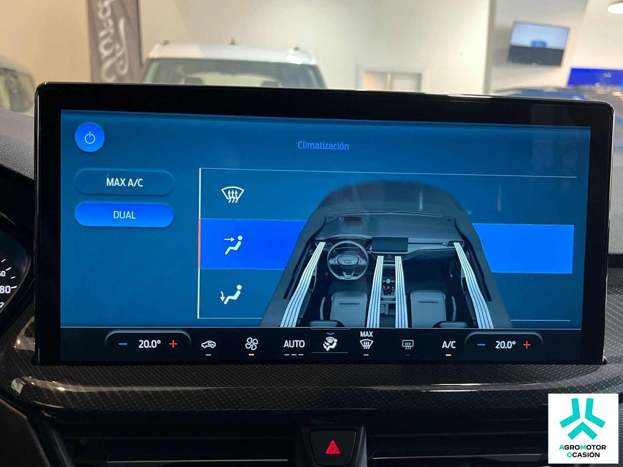 Ford Focus ST-Line 1.0T EcoBoost mHEV 92kW (125CV) - foto 35