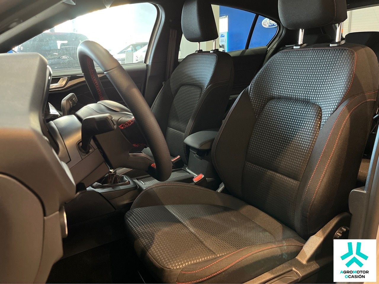 Ford Focus ST-Line 1.0T EcoBoost mHEV 92kW (125CV) - foto 11