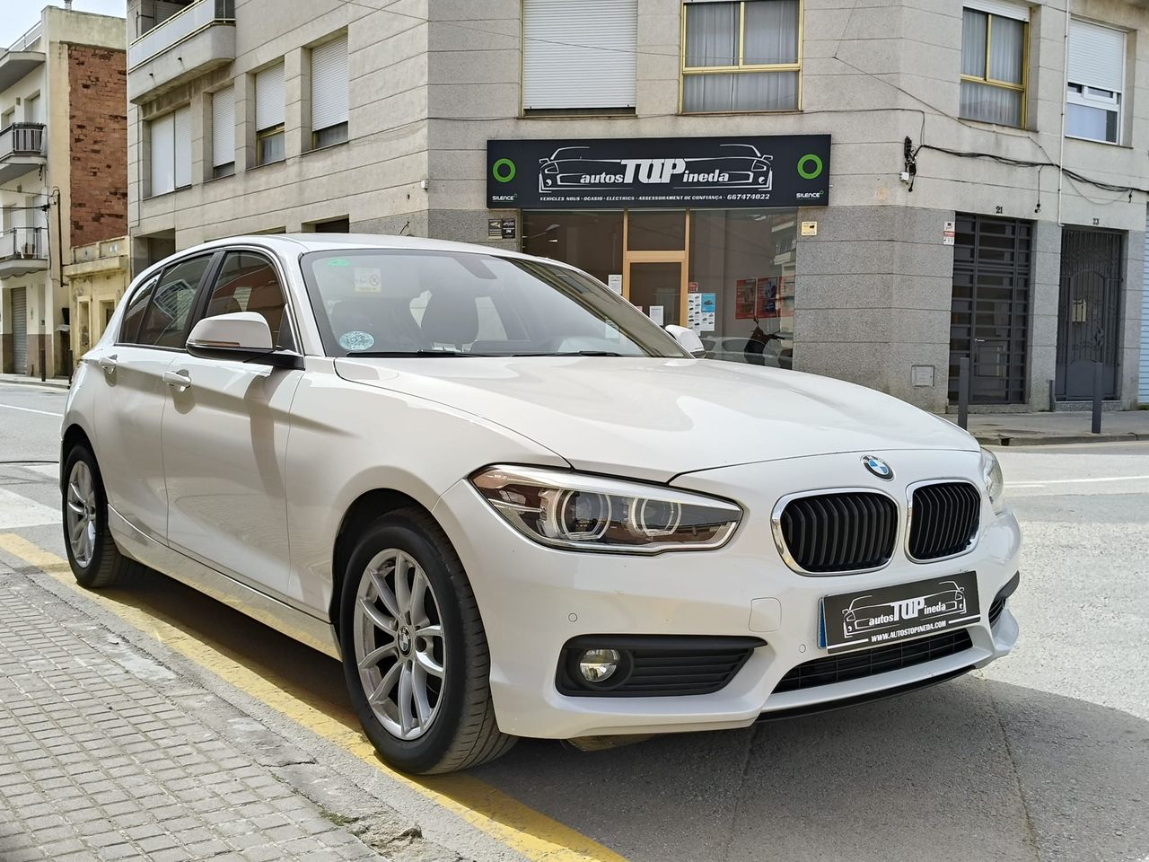 Foto bmw serie 1 2019 /
