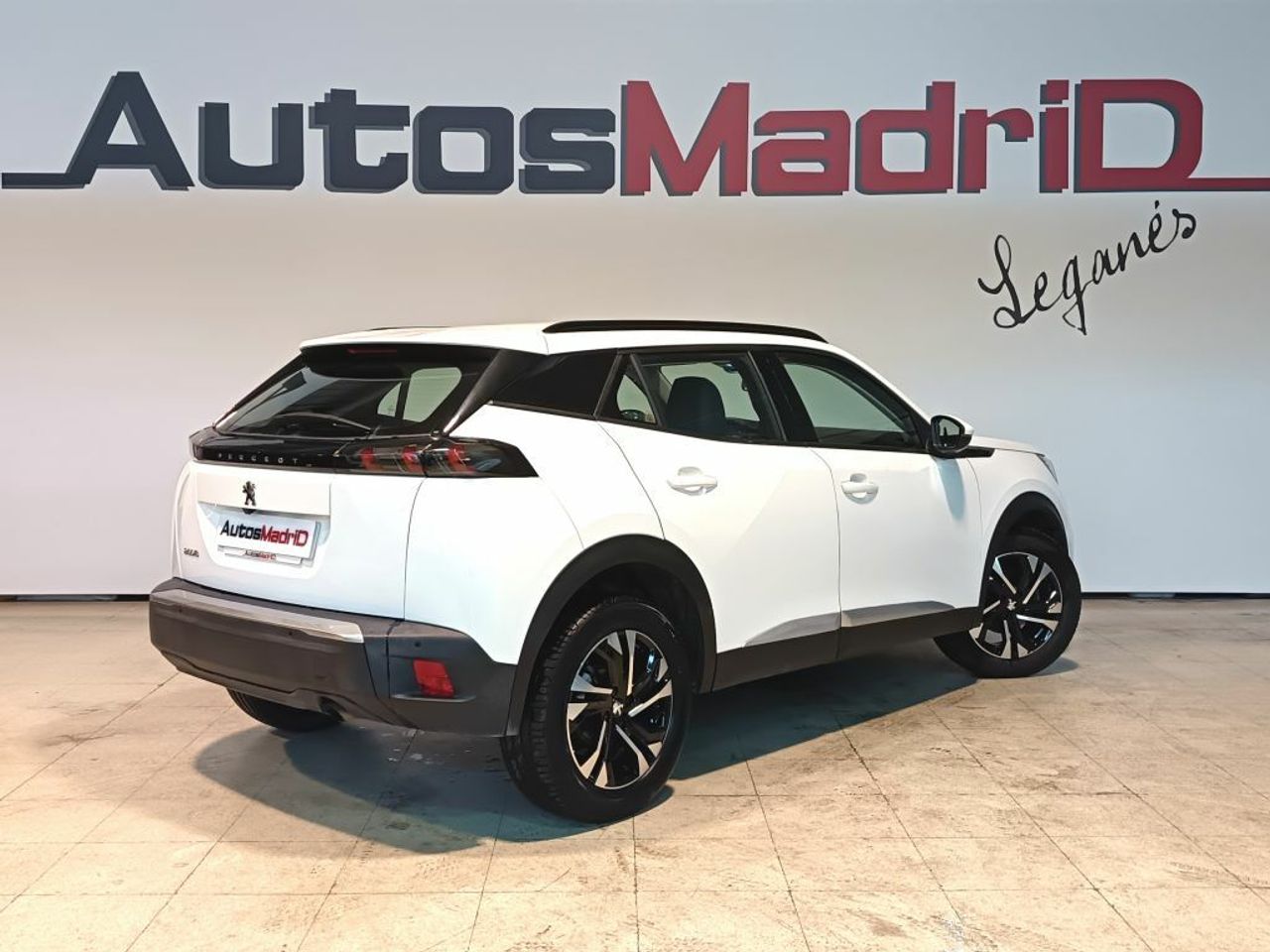 peugeot 2008 2020 / foto grande (3)
