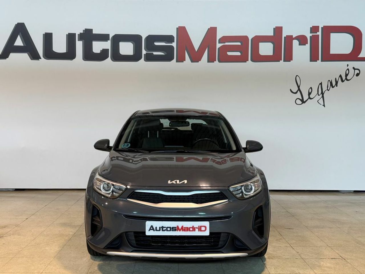 kia stonic 2022 / foto grande (2)