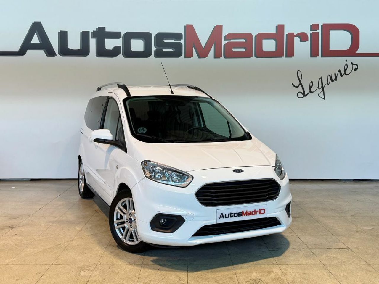 Foto ford tourneo courier 2019 /