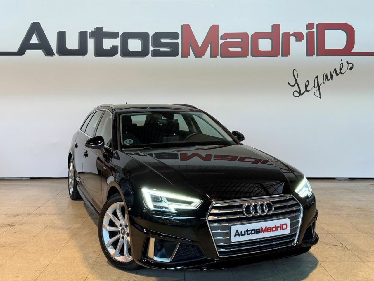 audi a4 2019 /