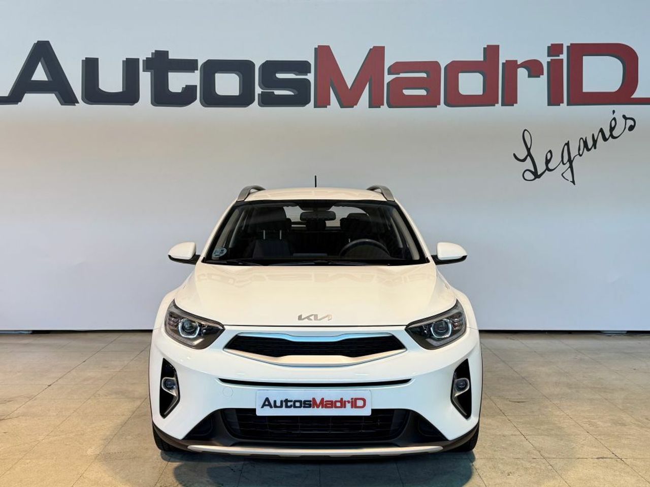 kia stonic 2022 / foto grande (2)