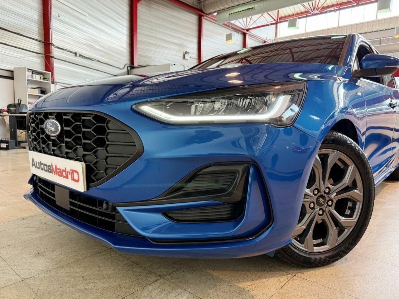 Ford Focus 1.0 Ecoboost MHEV 92kW ST-Line Auto - foto 9