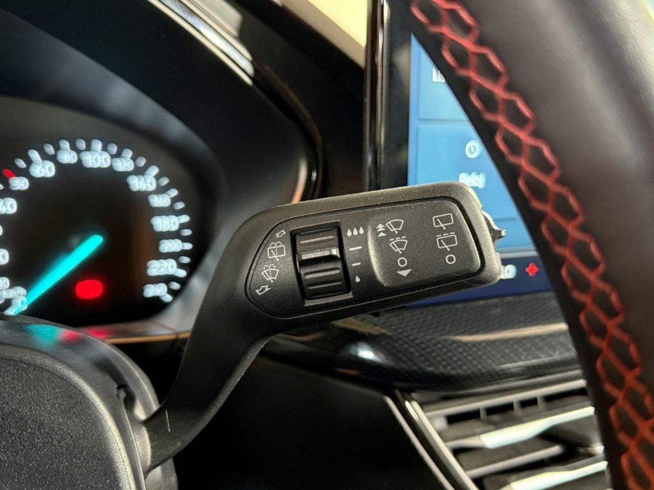 Ford Focus 1.0 Ecoboost MHEV 92kW ST-Line Auto - foto 19