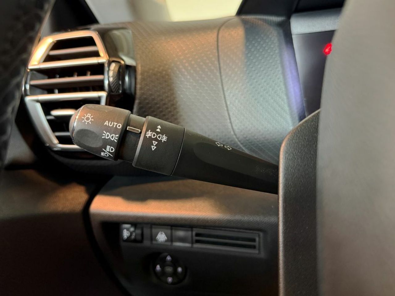 Citroën C4 BlueHDi 130 S&S EAT8 Shine - foto 19