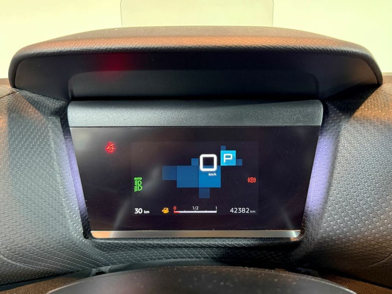 Citroën C4 BlueHDi 130 S&S EAT8 Shine - foto 25