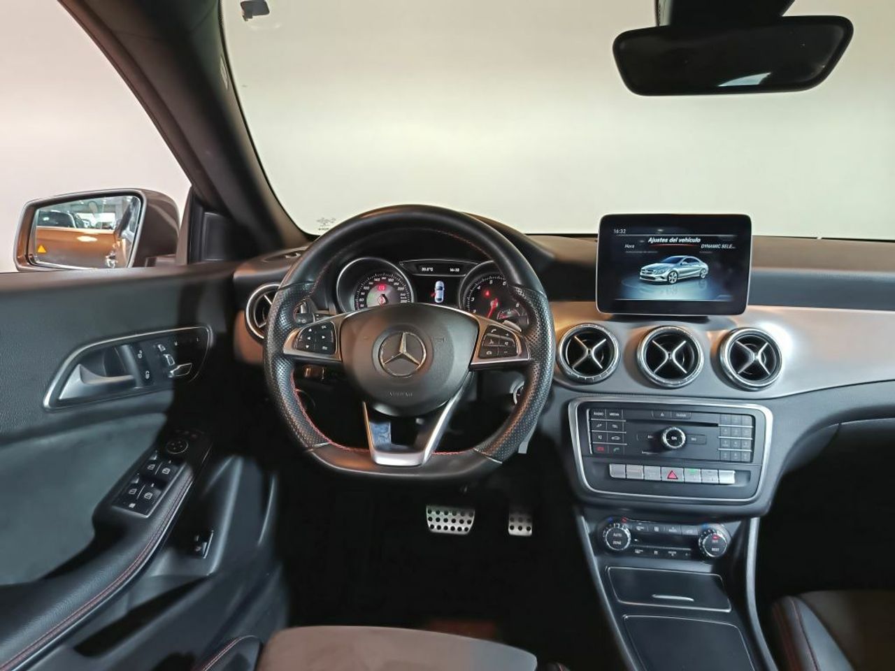 Mercedes CLA CLA 200 - foto 19