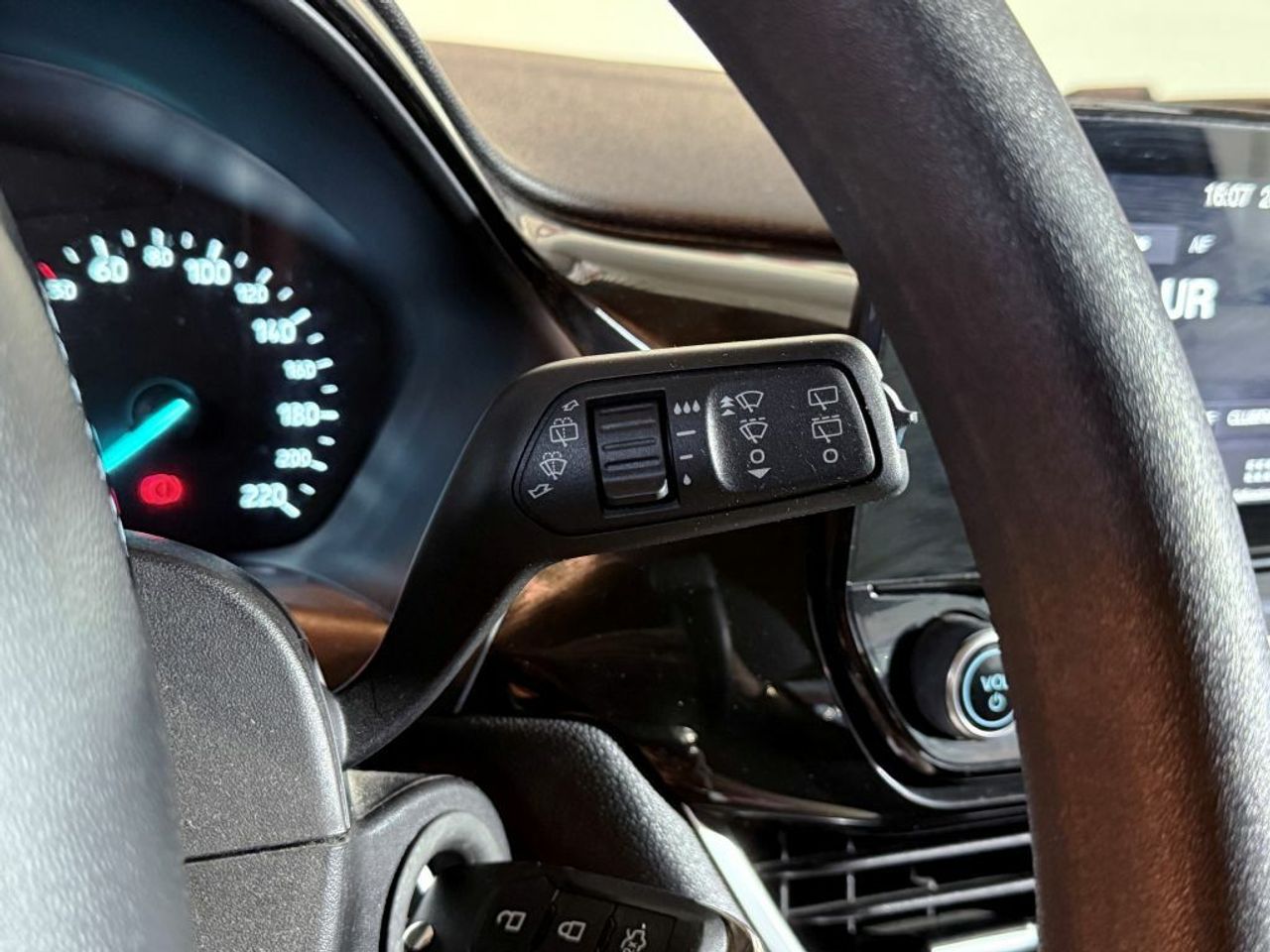 Ford Fiesta 1.1 Ti-VCT 63kW Trend 5p - foto 18