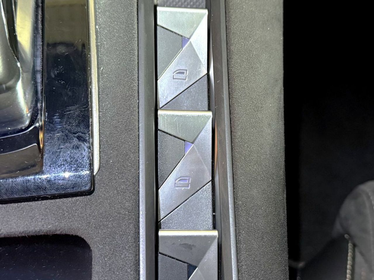 DS DS 7 1.6 E-Tense 225 PERFORMANCE LINE Auto - foto 25