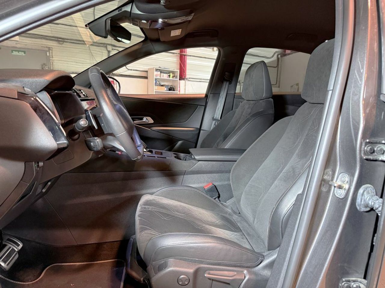 DS DS 7 1.6 E-Tense 225 PERFORMANCE LINE Auto - foto 13