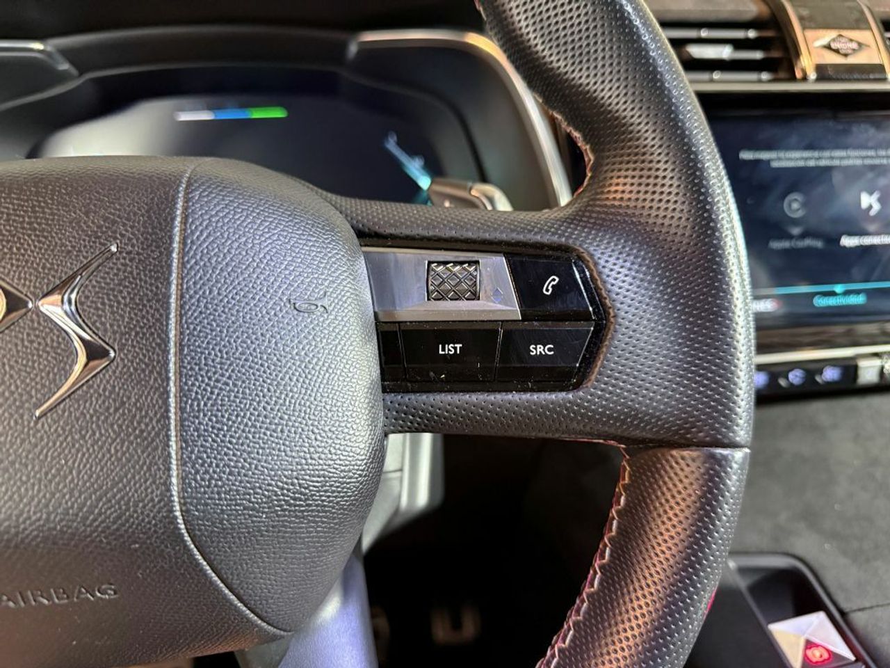 DS DS 7 1.6 E-Tense 225 PERFORMANCE LINE Auto - foto 18