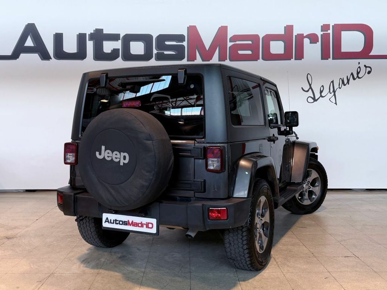 Jeep Wrangler 2.8 CRD Sahara Auto - foto 3