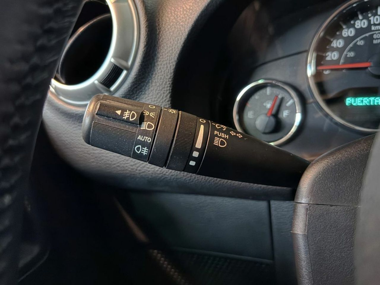 Jeep Wrangler 2.8 CRD Sahara Auto - foto 15