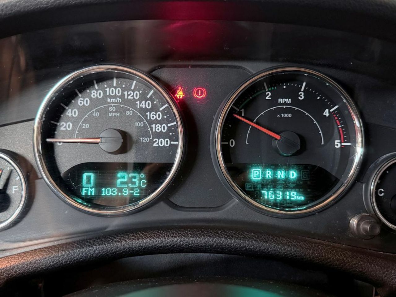 Jeep Wrangler 2.8 CRD Sahara Auto - foto 19