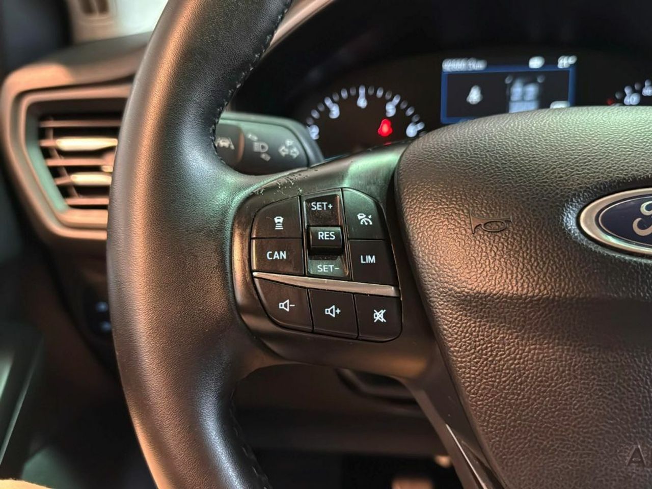 Ford Focus 1.0 Ecoboost MHEV 114kW Active SB - foto 17