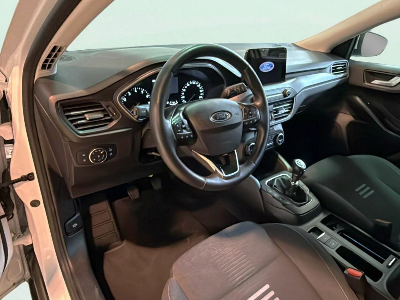Ford Focus 1.0 Ecoboost MHEV 114kW Active SB - foto 11