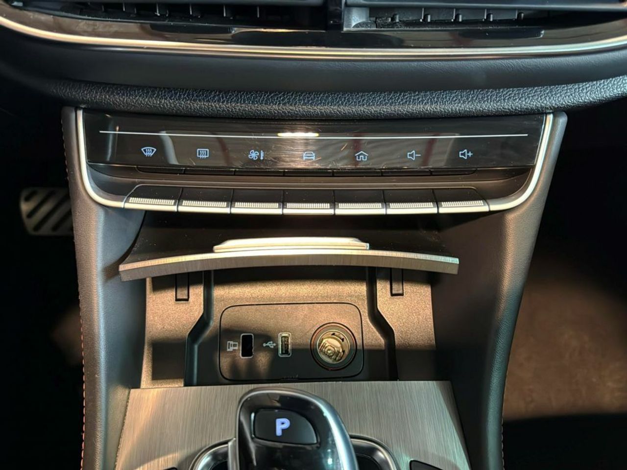 MG HS 1.5 Turbo GDI Luxury DCT - foto 23