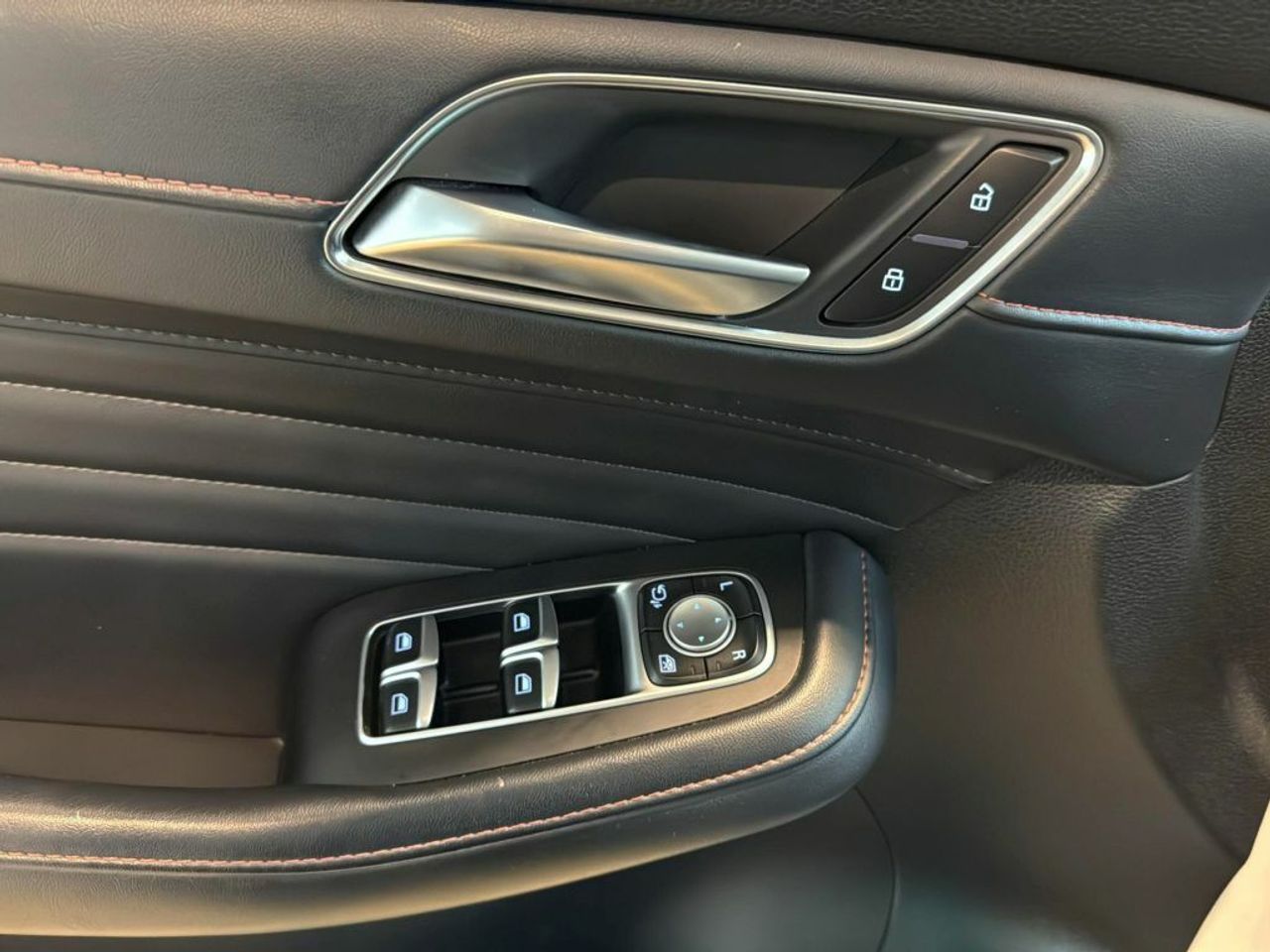 MG HS 1.5 Turbo GDI Luxury DCT - foto 14