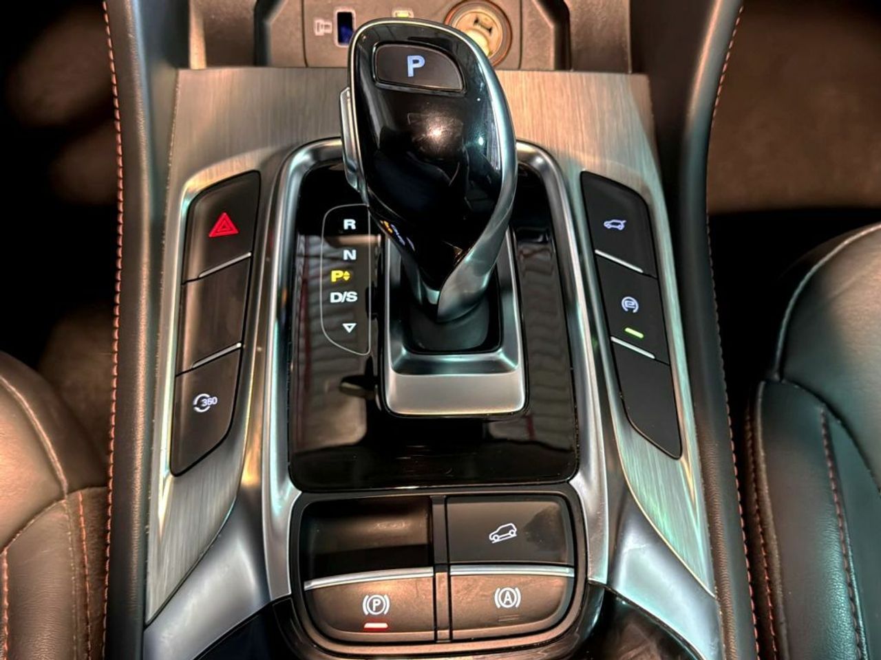 MG HS 1.5 Turbo GDI Luxury DCT - foto 24