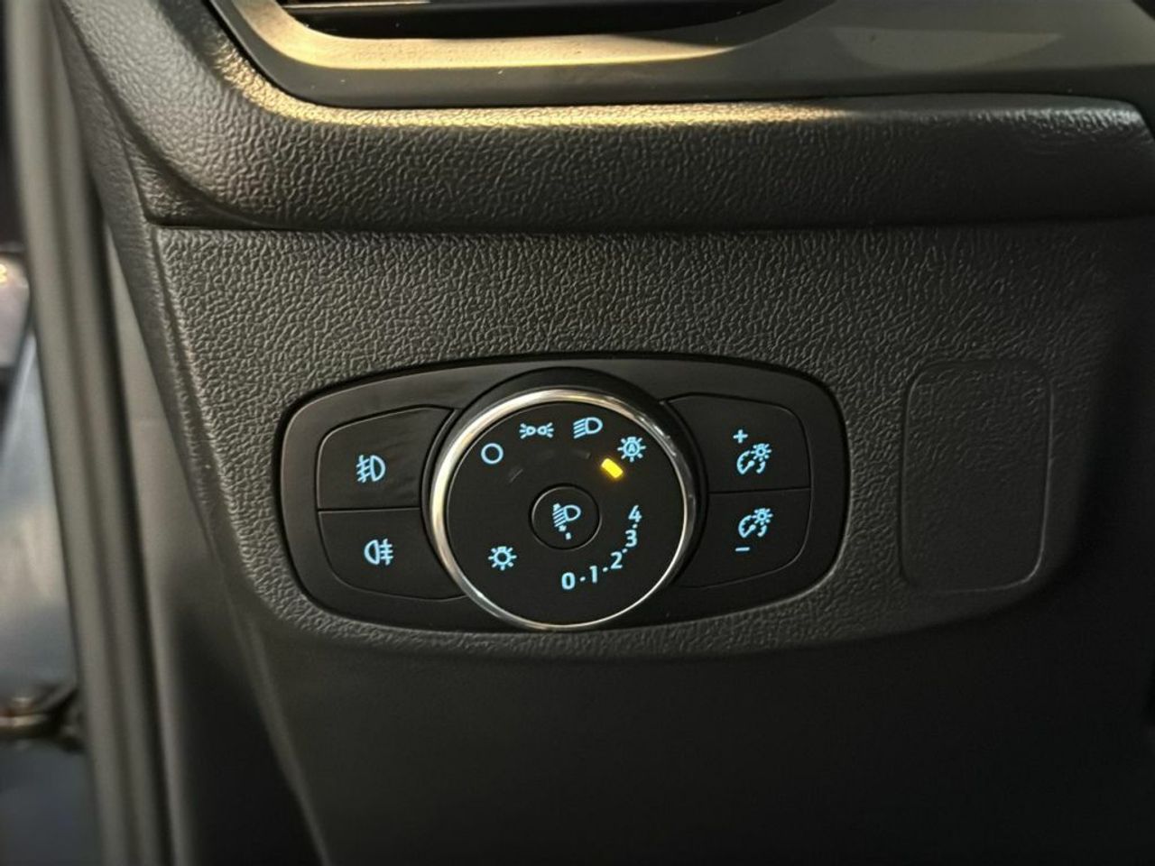 Ford Focus 1.0 Ecoboost MHEV 92kW ST-Line Auto - foto 12