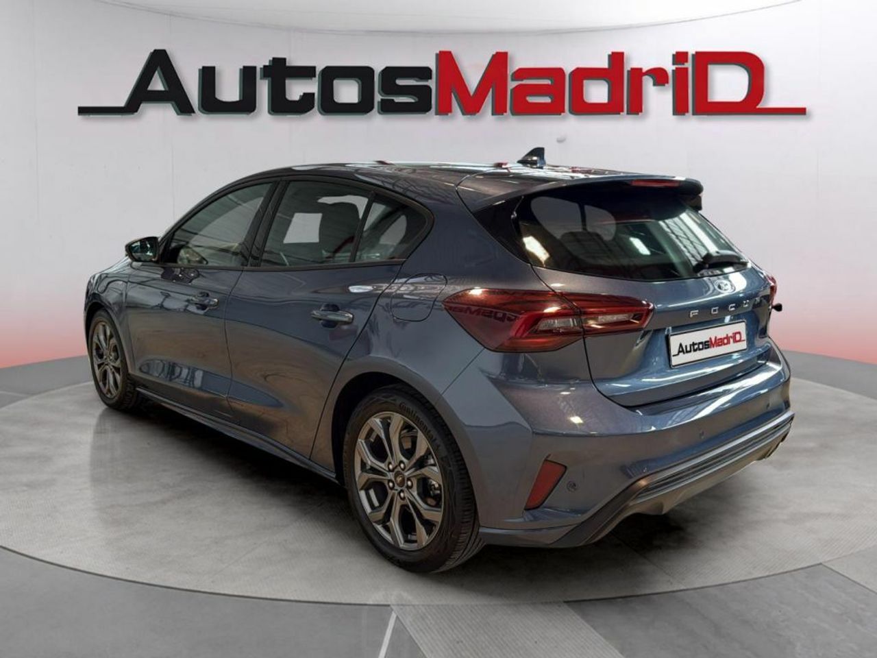 Ford Focus 1.0 Ecoboost MHEV 92kW ST-Line Auto - foto 5