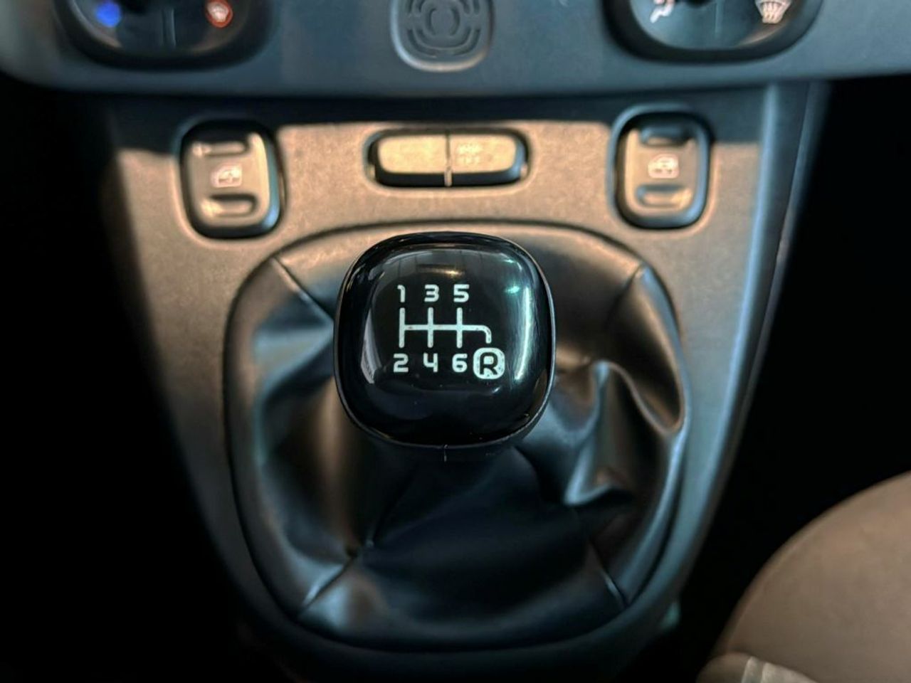 Fiat Panda City Life Hybrid 1.0 Gse 51kw 70CV - foto 22