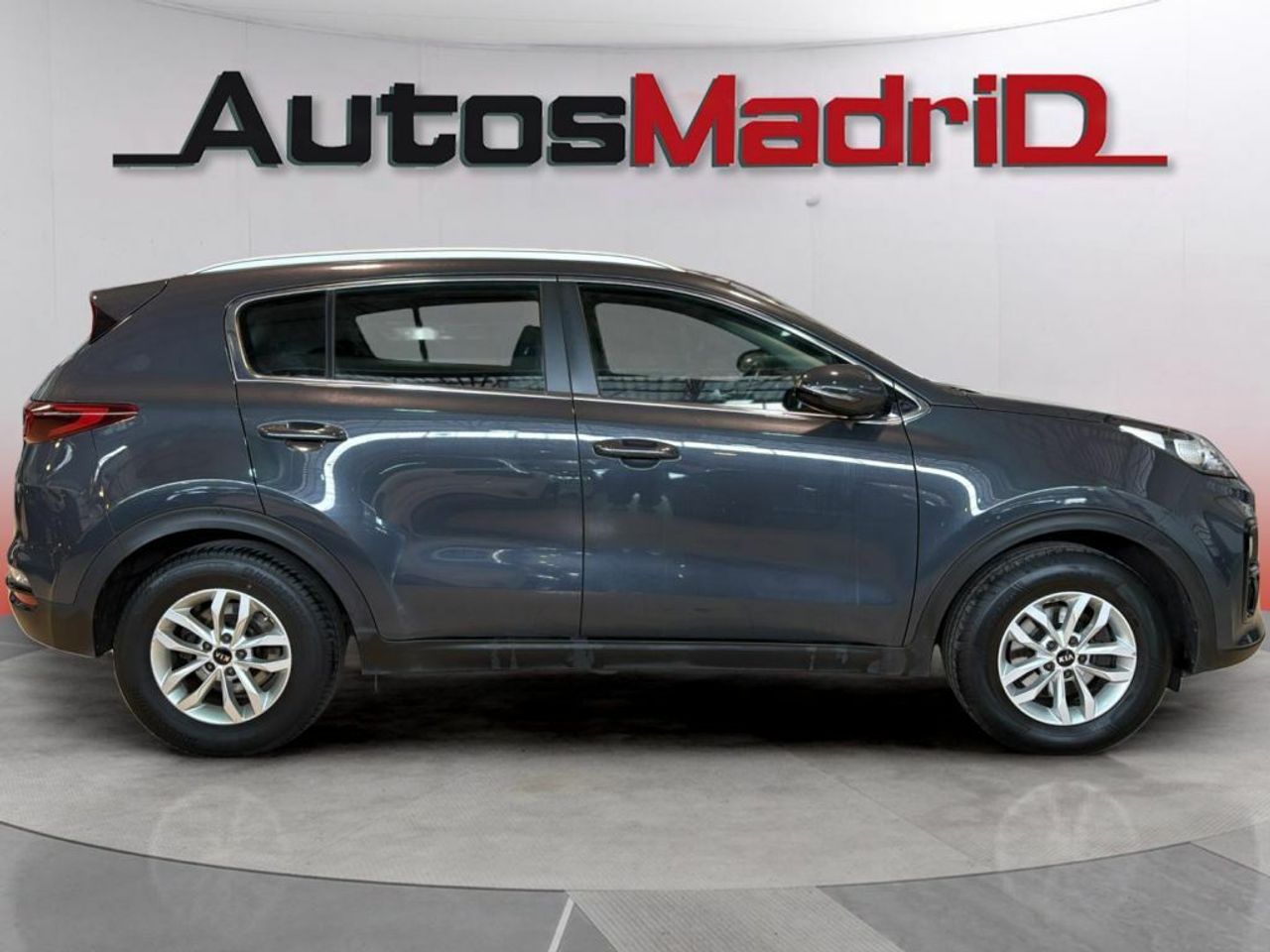Kia Sportage 1.6 MHEV Drive 100kW (136CV) 4x2 - foto 9