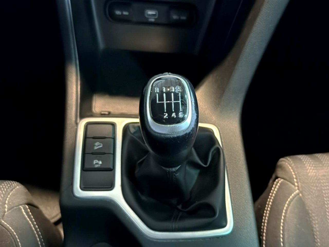 Kia Sportage 1.6 MHEV Drive 100kW (136CV) 4x2 - foto 25