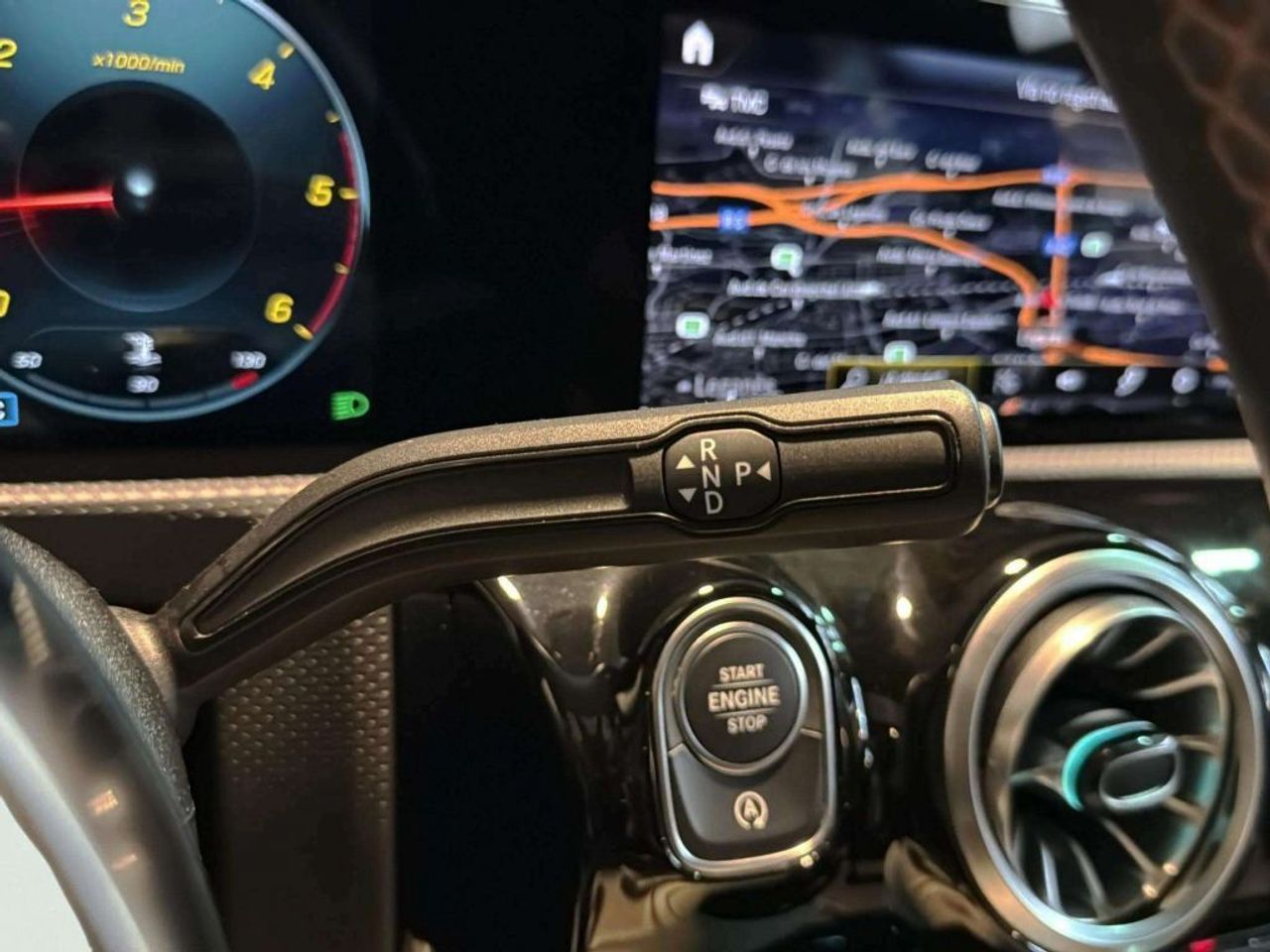 Mercedes CLA CLA 200 D DCT Shooting Brake - foto 20