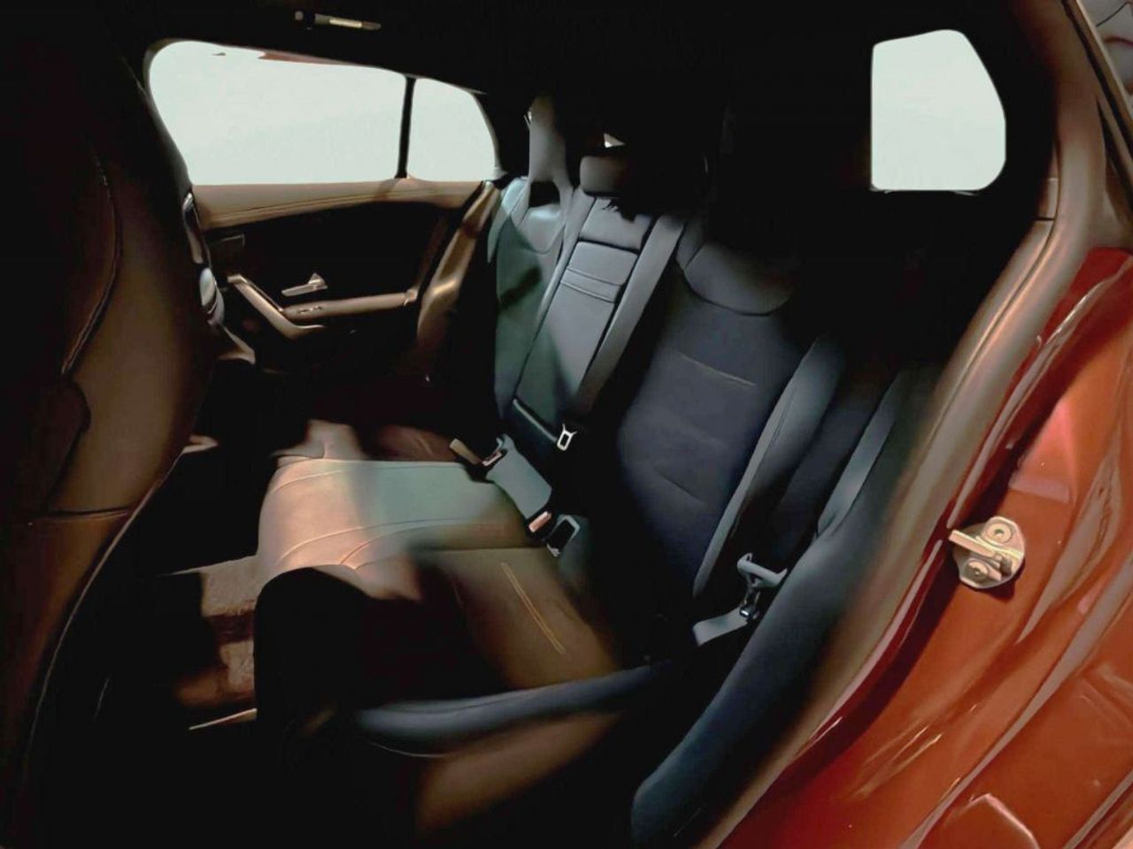 Mercedes CLA CLA 200 D DCT Shooting Brake - foto 14